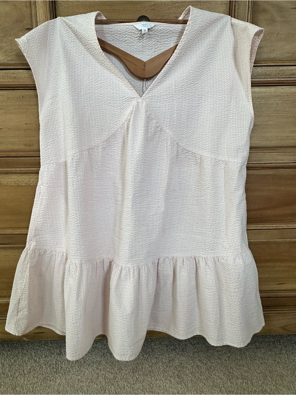 Time and Tru Light Pink Seersucker V-Neck Dress